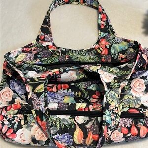 Zooeass women’s Pink and Black Floral Tote